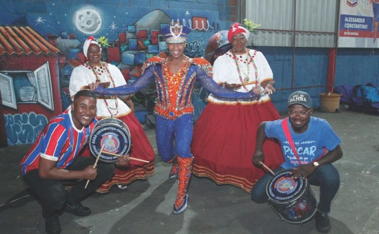 Pega no Samba vai ter feijoada e show nacional neste domingo