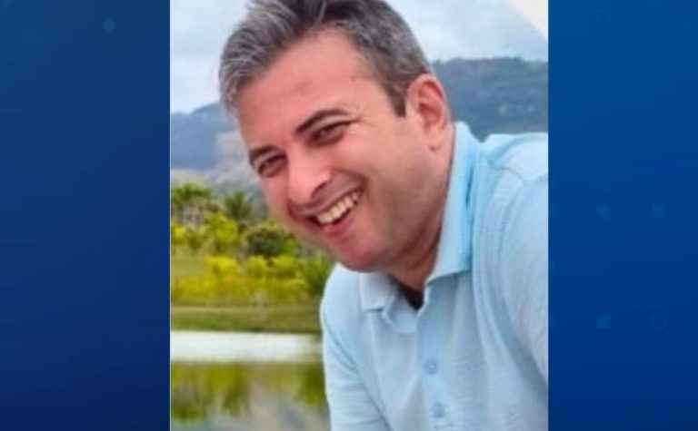Advogado morre após carro invadir contramão e atingir moto na Serra