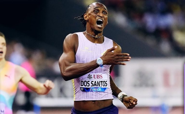 Alison dos Santos quebra recorde mundial dos 400m com barreiras