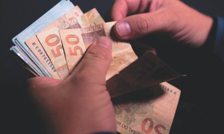 Beneficiários com NIS de final 5 recebem Bolsa Família de agosto