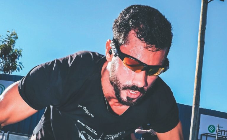 Atletas testam seus limites durante competição em Vitória