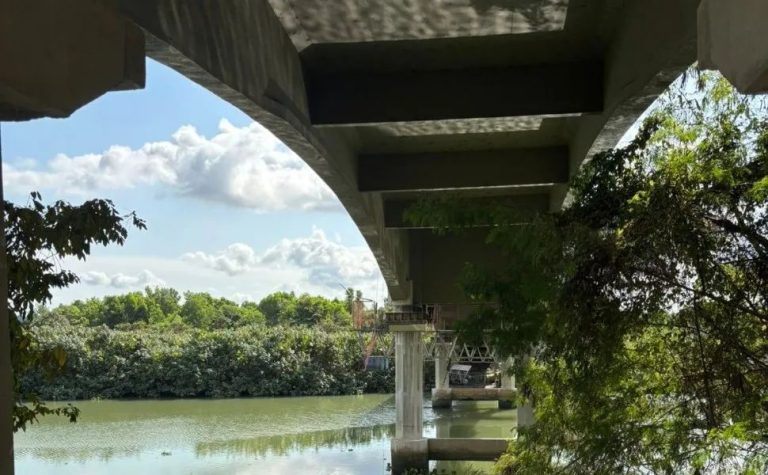 Ponte na BR-101 em São Mateus é interditada para reparo na estrutura