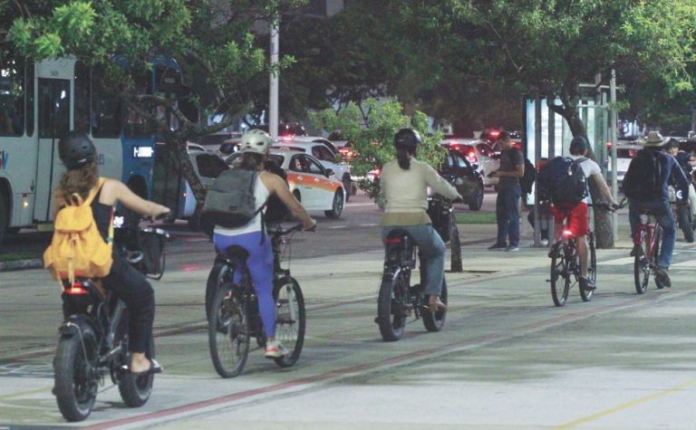 Bicicletas elétricas e veículos sem placa serão fiscalizados por radar no ES