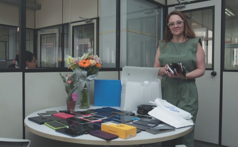 Ceturb entregará 60 celulares encontrados dentro de coletivos ao Projeto Recupera