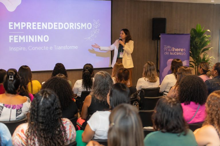 Cursos gratuitos ajudam mulheres a tirar ideias do papel e obter espaço no mercado