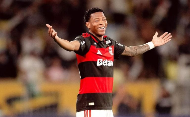 Flamengo fecha venda do atacante equatoriano Gonzalo Plata por R$ 72 milhões