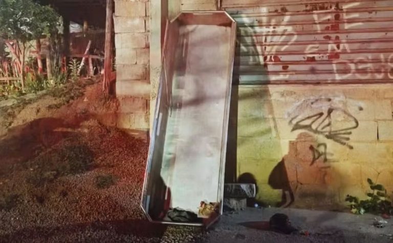 Homem invade antigo IML, furta bandeja de cadáver e acaba preso no ES