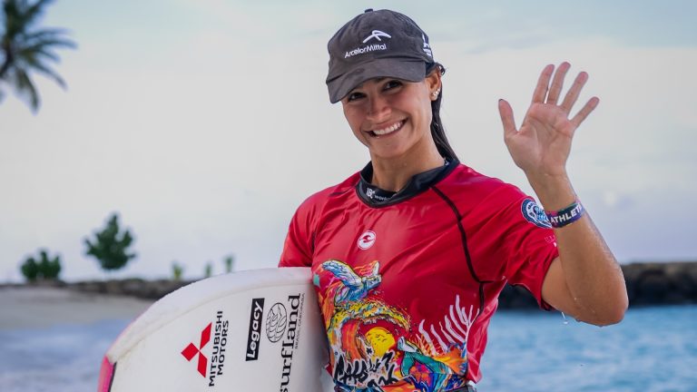 Luna Hardman chega à semifinal nas Maldivas como única brasileira