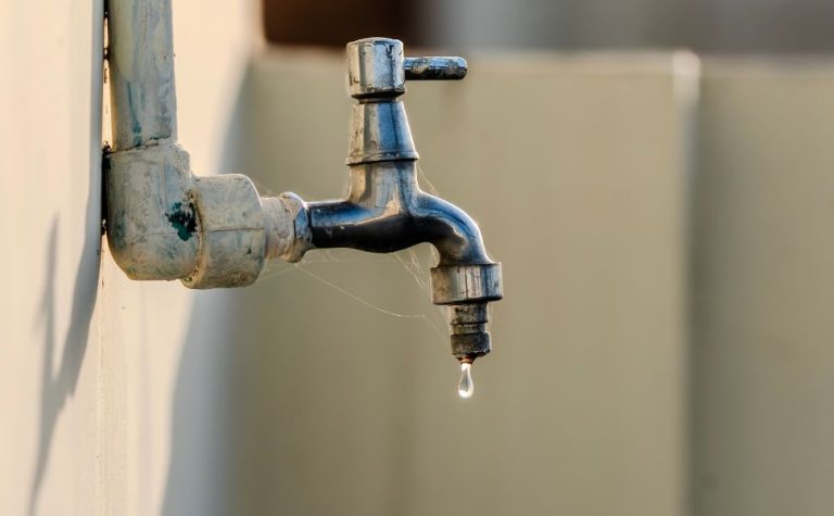 Manutenção na rede pode deixar bairros da Grande Vitória sem água nesta quarta