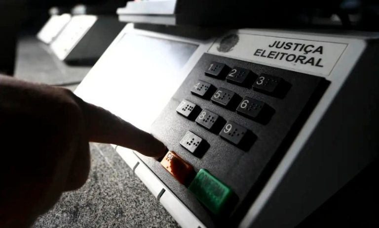 Eleitor tem até esta quinta-feira para solicitar voto em trânsito