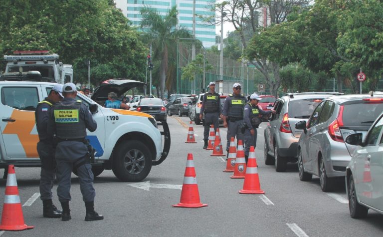 Motoristas vão passar também pelo teste do “drogômetro”; entenda