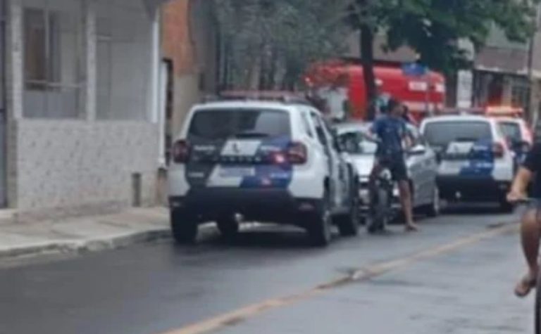 Mulher é morta a facadas por dívida de R$ 70 em Vitória