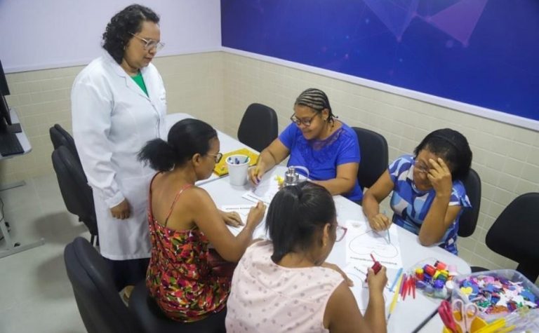 Novos cursos gratuitos para mulheres na Serra têm inscrições abertas
