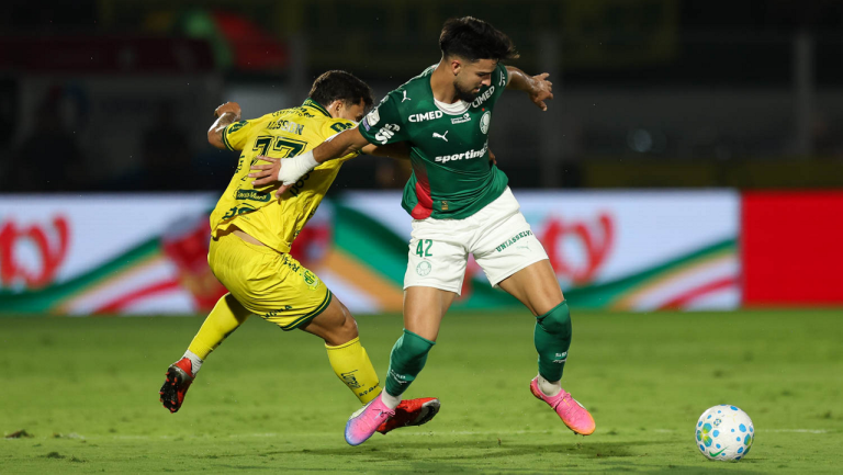 Palmeiras decepciona, empata com o Mirassol e vê Flamengo mais perto no Brasileirão