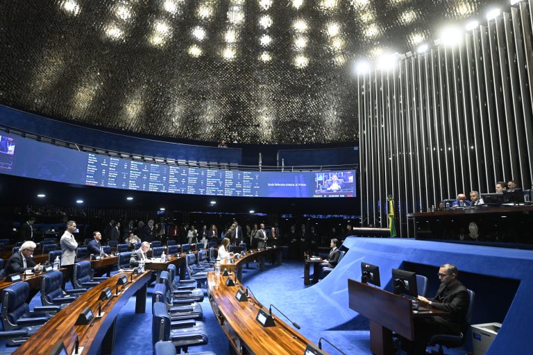 Fecomércio-ES critica votação da escala 6×1 às vésperas da eleição