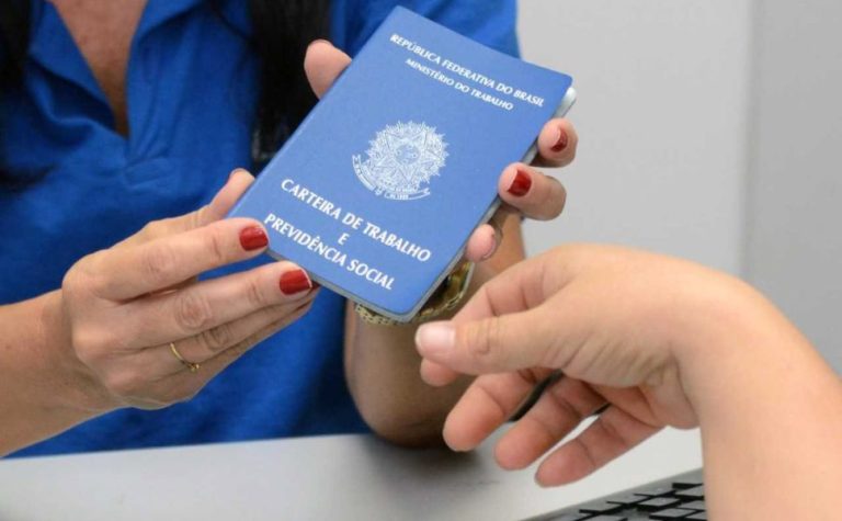 Serra tem mais de 1,2 mil vagas de emprego; há oportunidades sem experiência