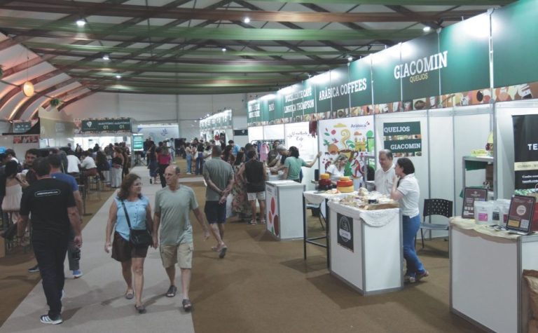 Turismo e gastronomia na nova rota do cacau de Linhares