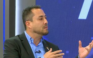 Acompanhe ao vivo a sabatina com o candidato a governador do ES Breno Barcelos