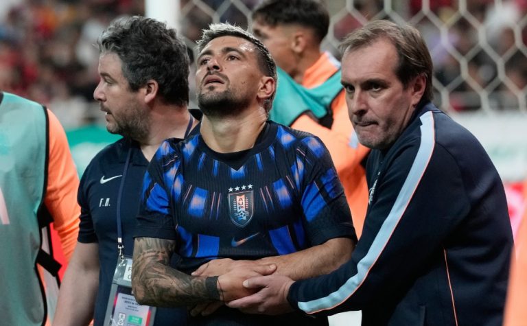 Arrascaeta fratura o punho em amistoso e desfalca o Flamengo