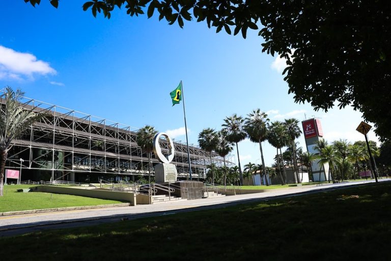 BNB conclui licitação e define operadoras do Crediamigo