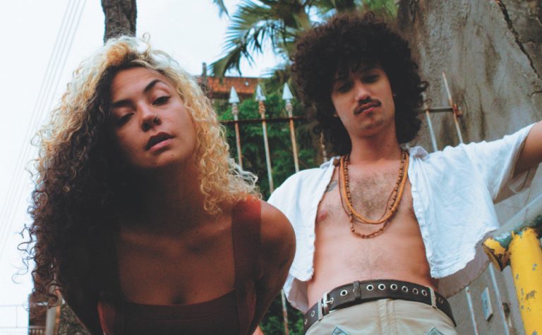 Borabaez ousa com o novo EP “Mores & Desamores”