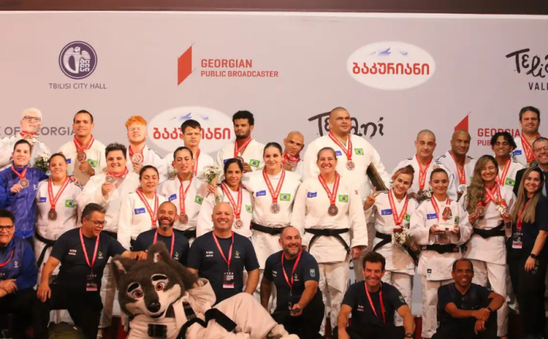 Brasil conquista bronze em judô e triatlo paralímpico