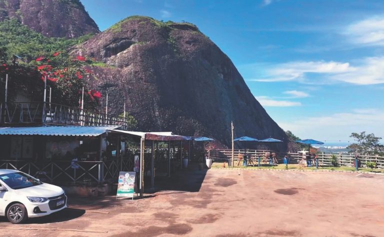 Cachoeiras e mirante fazem sucesso nas montanhas de Guarapari