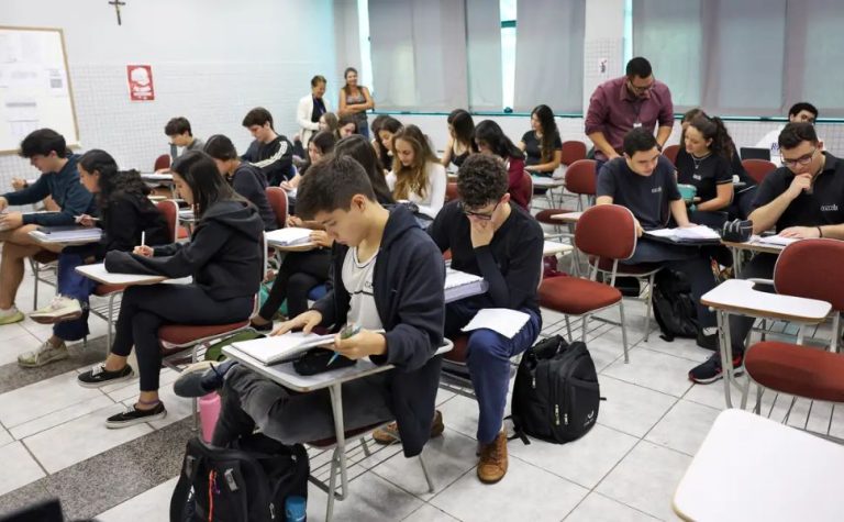 Convocação da lista de espera do Fies no 2º semestre termina na quinta
