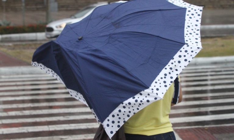 Inmet alerta para perigo de tempestades em todo o ES
