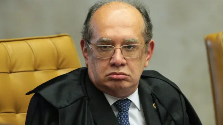 Gilmar Mendes valida reajuste do Bolsa Família