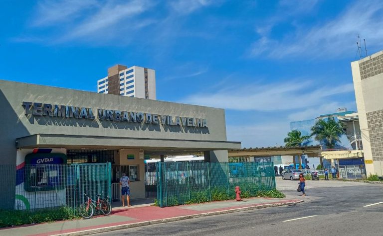 Homem é esfaqueado por colega de trabalho dentro do Terminal de Vila Velha