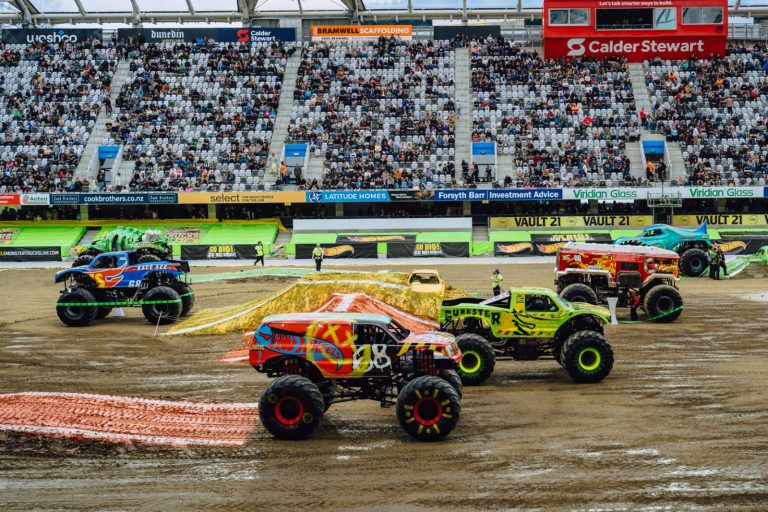 Hot Wheels Monster Trucks Live terá show na Arena PE em 2027