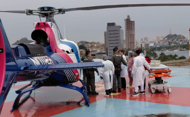Idosa é resgatada por helicóptero após ser atingida por árvore em Ibatiba