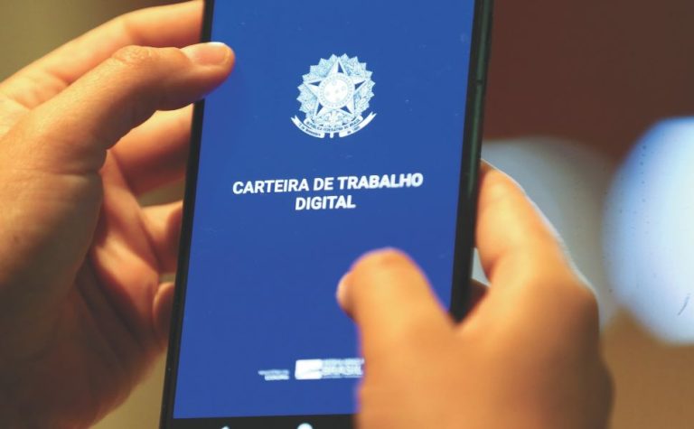 Mais de dois milhões de pessoas trabalham e ES bate recorde, diz IBGE