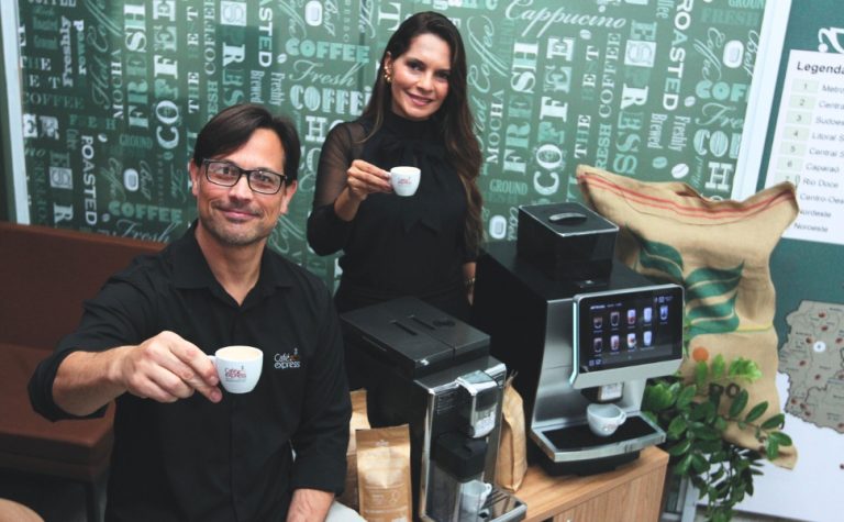 Máquinas de café ganham espaço nas cozinhas de casa