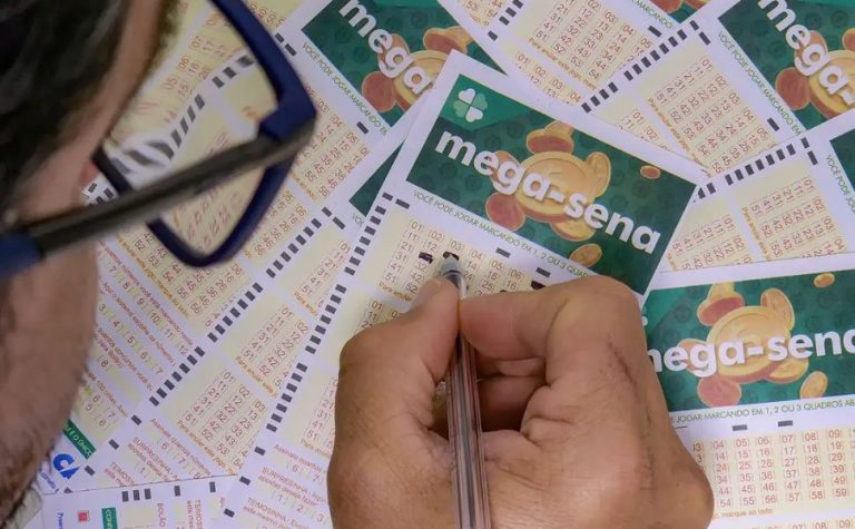 Mega-Sena acumula e próximo prêmio chega a R$ 76 milhões
