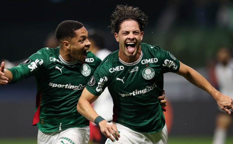 Palmeiras vence a LDU no Nubank Parque e joga por empate em Quito