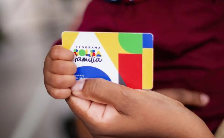 Beneficiários com NIS de final 8 recebem Bolsa Família de setembro