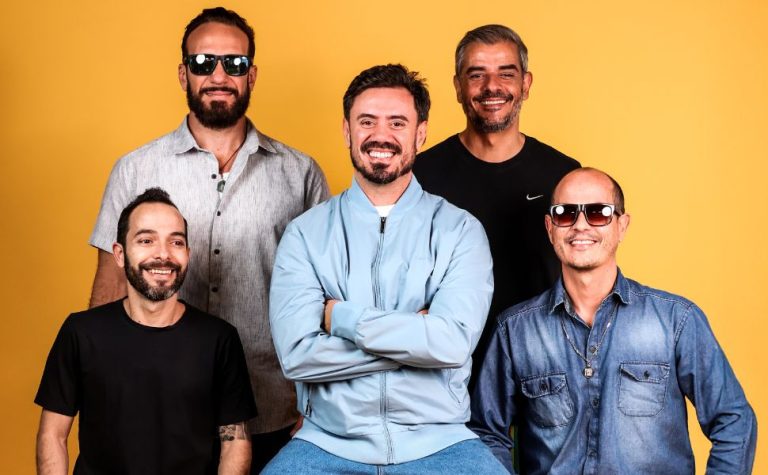 Show de graça com Planta e Raiz e outras atrações para curtir o domingo (21)