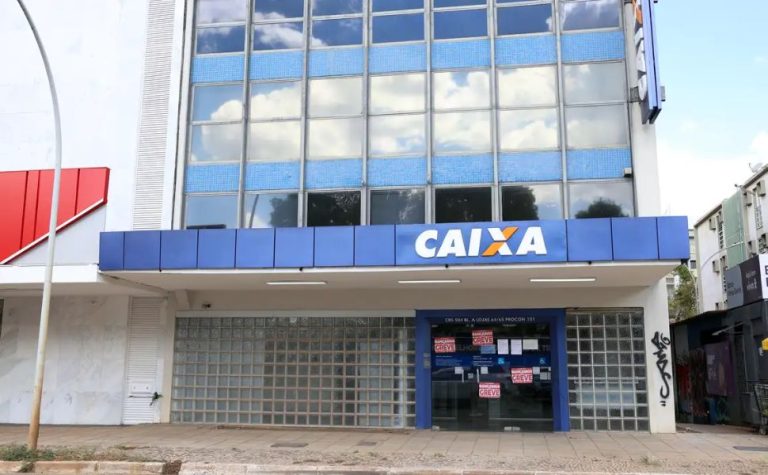 Trabalhadores da Caixa decidem na próxima semana sobre fim da greve
