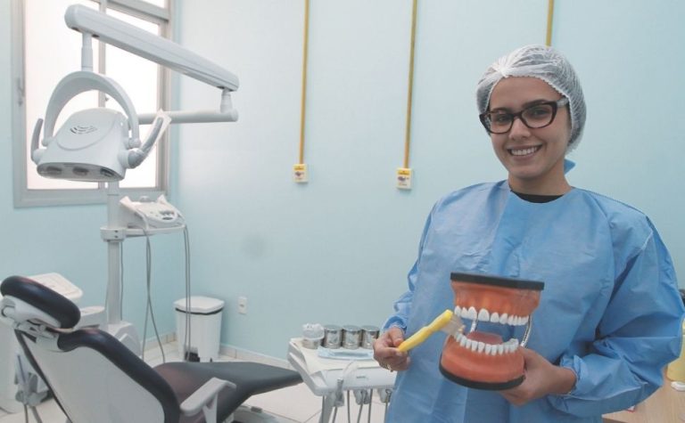 Unidades de saúde abrem 500 vagas para agendar tratamento odontológico