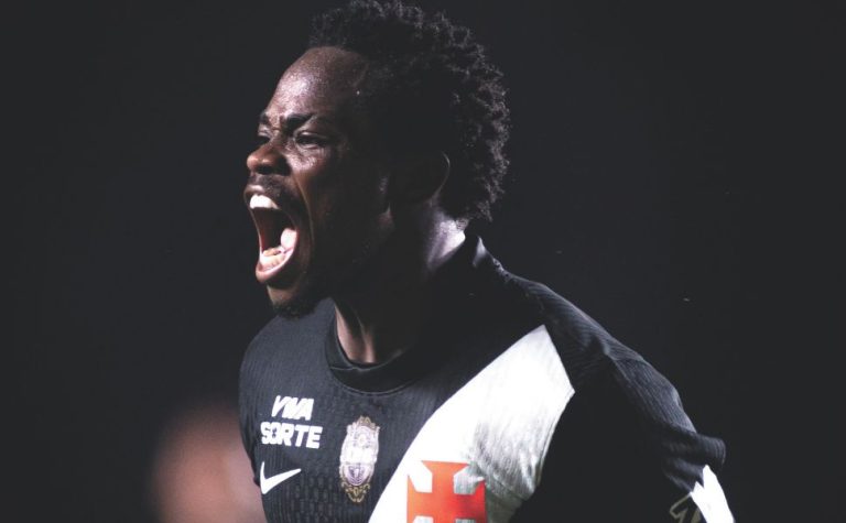 Vasco avança e vai pegar o Palmeiras na semifinal