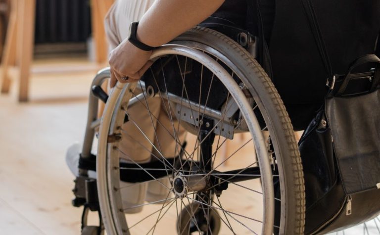 Violência doméstica atinge 38% das mulheres com deficiência no Brasil