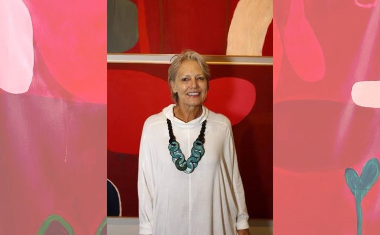 Artista dinamarquesa lança em Vitória coleção que une arte, moda e meio ambiente