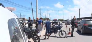 Casal morre atropelado por carro após batida entre motos em Paulista