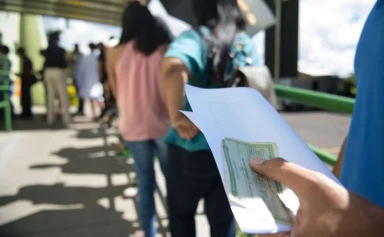 Eleitora morre após passar mal em fila de votação em Campo Grande