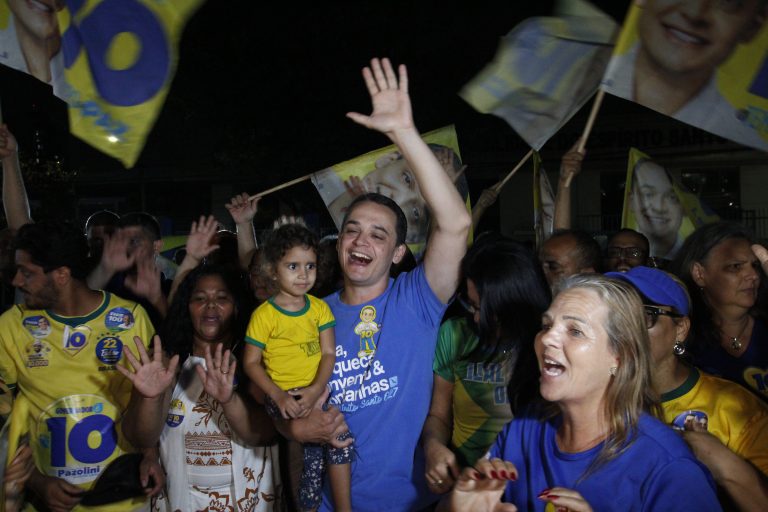 Estratégia de Lorenzo Pazolini para ampliar votos
