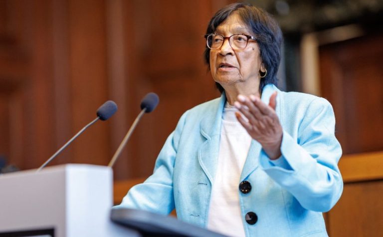 Nobel da Paz premia Navi Pillay, jurista que aponta genocídio em Gaza