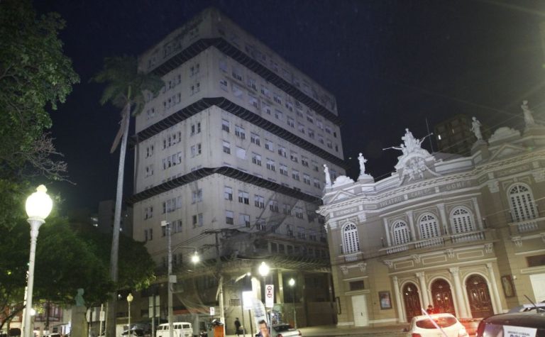 Prédio antigo do Centro de Vitória vai virar 100 moradias populares
