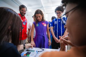 Raquel Lyra vota em Caruaru e fala sobre o povo decidir